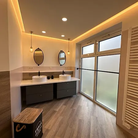 Apartment Cafe Ilse - *