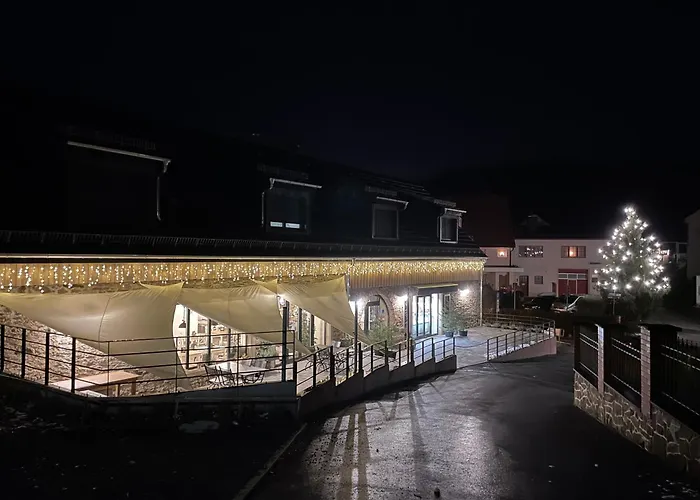 Apartman Cafe Ilse - *